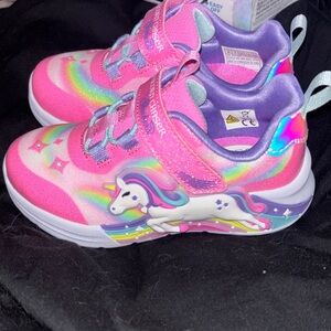 Skechers 302298n pkmt s lights unicorn chaser